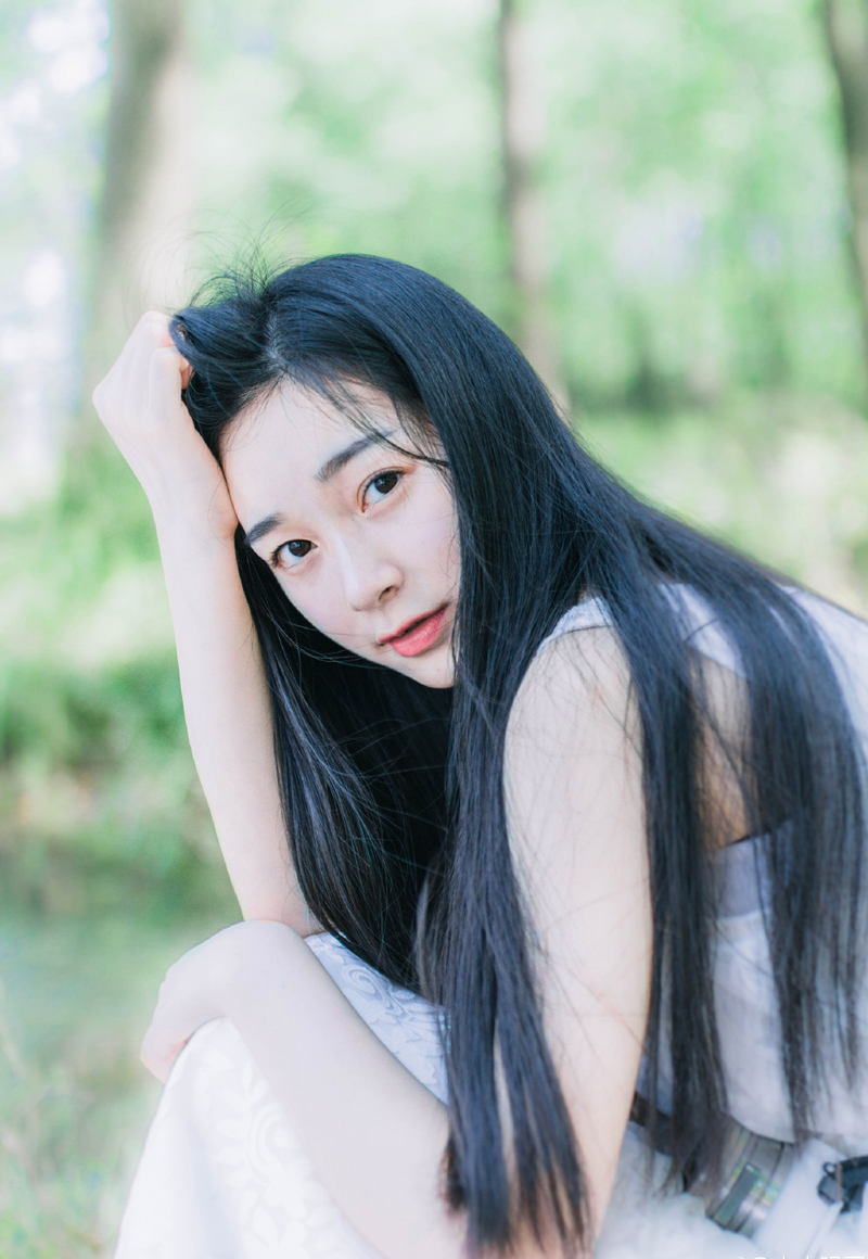 善良给对了人，会对你感恩；善良给错了人，会让你寒心。心软给对了人，会对你情深；心软给错了人，会让你痛心。宽容给对了人，会对你热忱；宽容给错了人，会让你窝心。